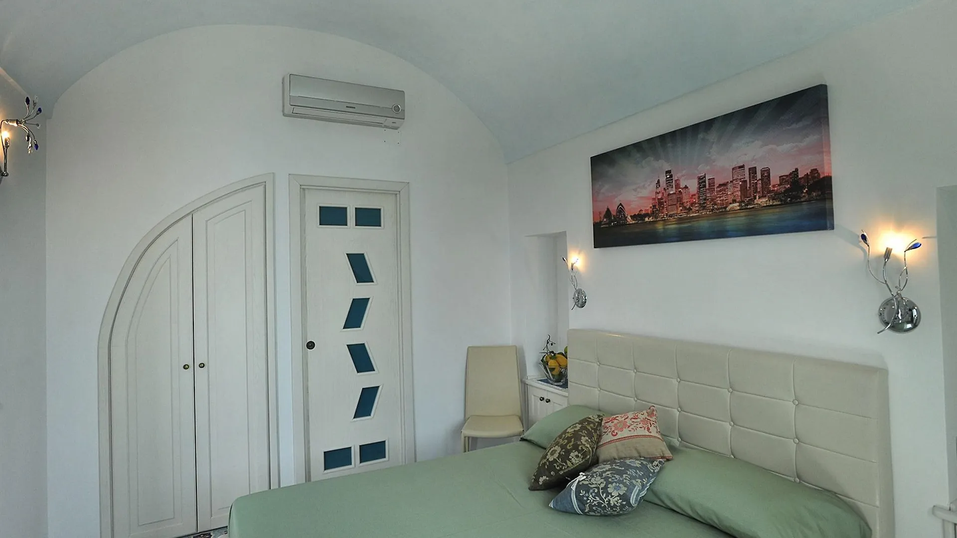 Bed and Breakfast World Center à Amalfi Couette-café
