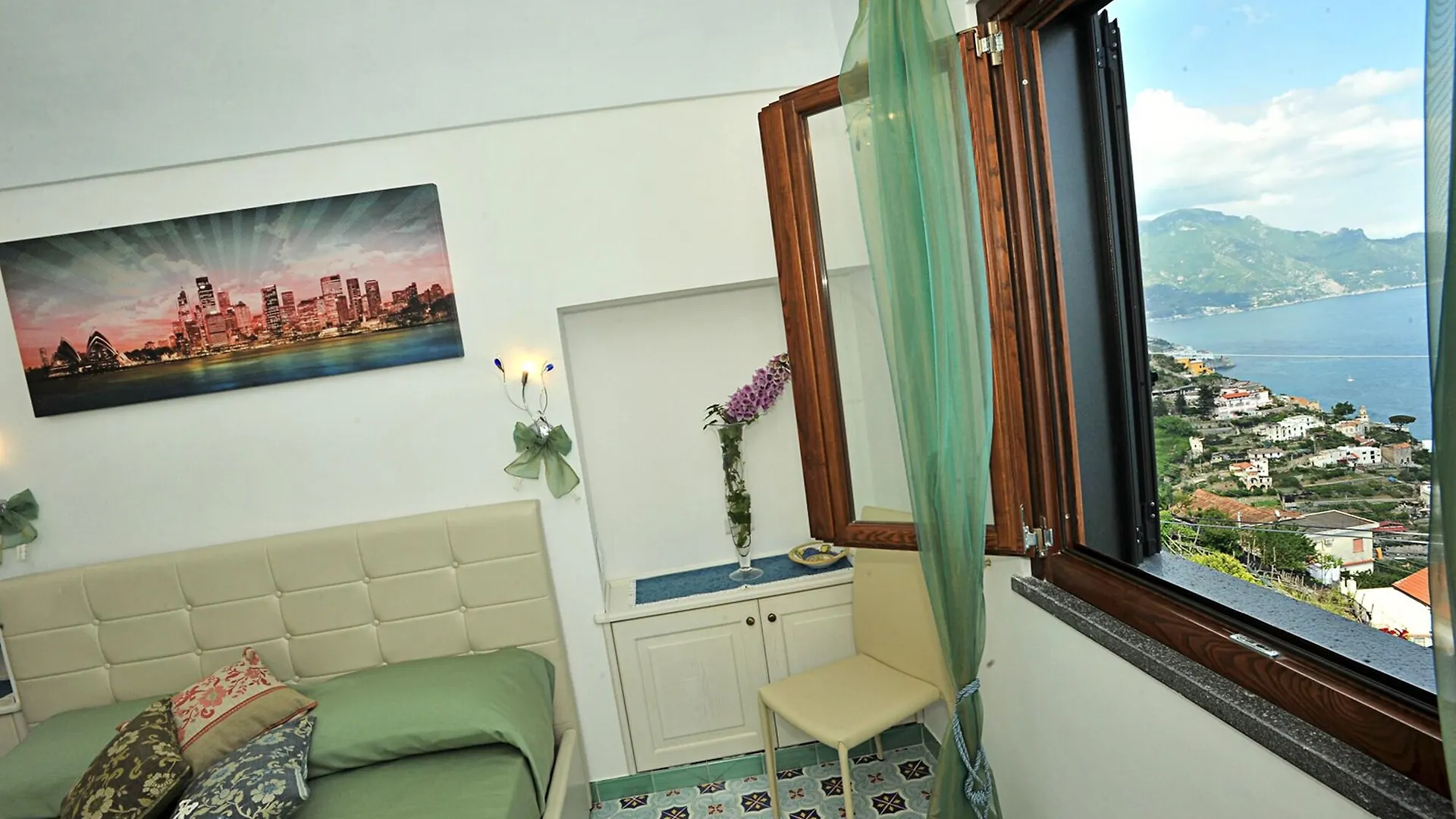 Couette-café Bed and Breakfast World Center à Amalfi