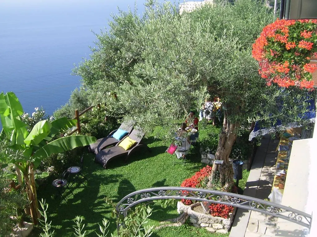 Couette-café Bed and Breakfast World Center à Amalfi